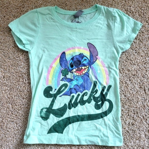 ❤️NWOT❤️ DISNEY STITCH TEESHIRT